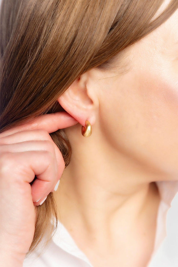 Alison Hoop Earrings in Satin Gold - Canvas Style