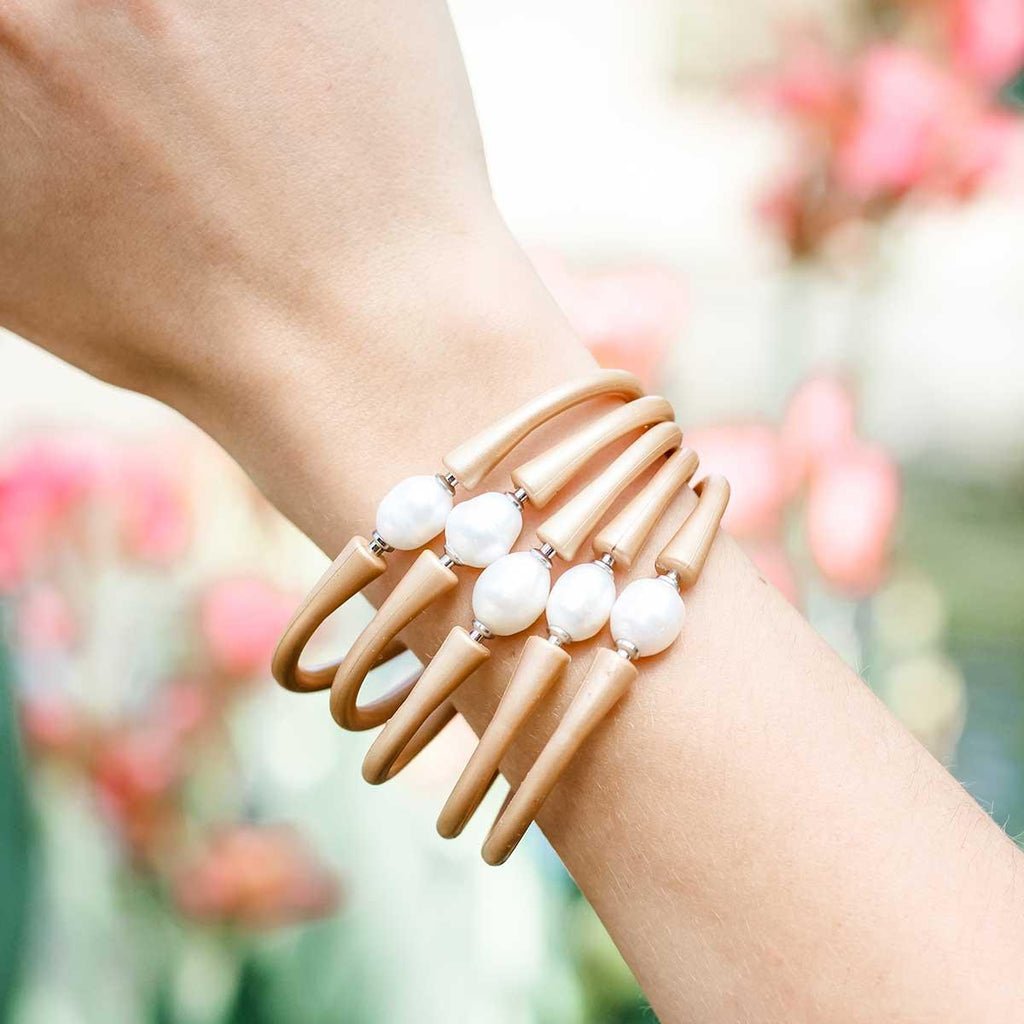 Bali Freshwater Pearl Silicone Bracelet in Metallic Gold - Canvas Style