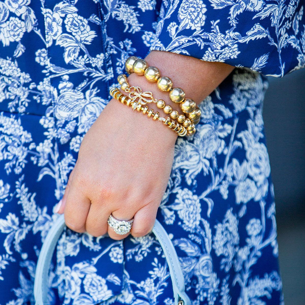 Carina Pavé Bow Ball Bead Stretch Bracelet in Worn Gold - Canvas Style