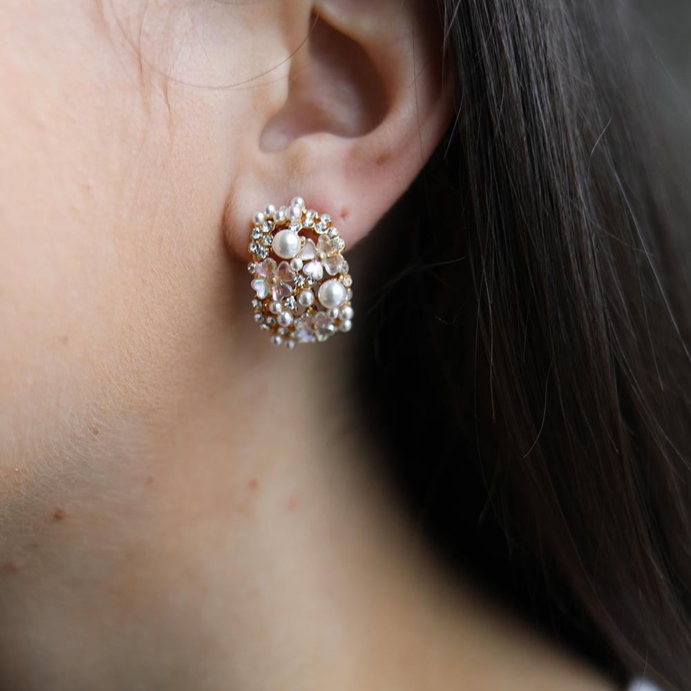 Genevieve Pearl & Rhinestone Flower Stud Earrings in Ivory - Canvas Style